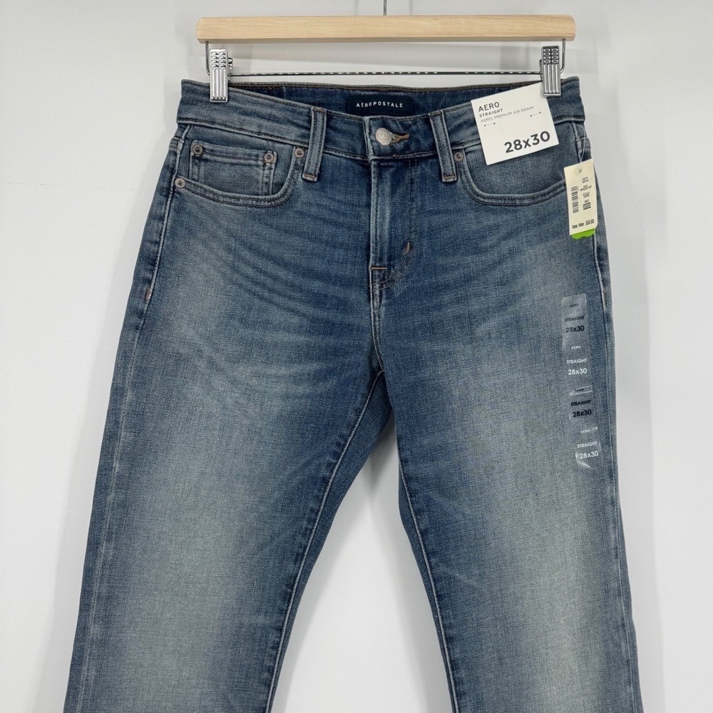 NEW Aeropostale Mens Straight 28 X 30 Denim Jeans Blue Light Wash NWT